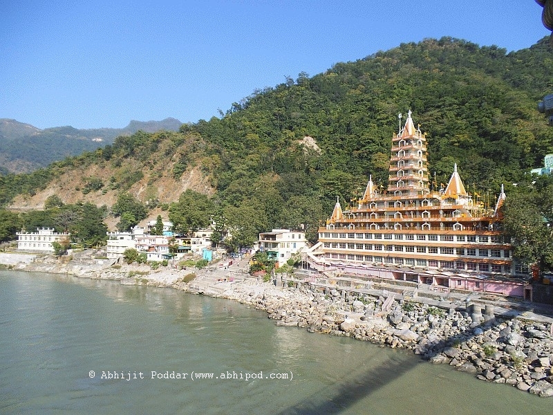 The Tera Manzil temple